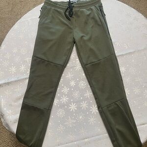 Green Jogger Sweatpants with Elastic Waistband and Tapered Legs